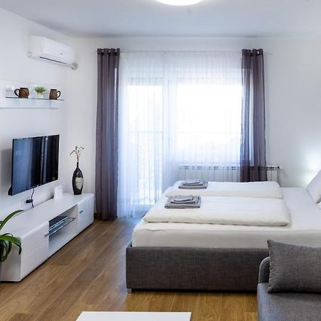 Mb Apartment 수보티차 외부 사진