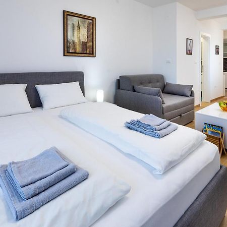 Mb Apartment 수보티차 외부 사진