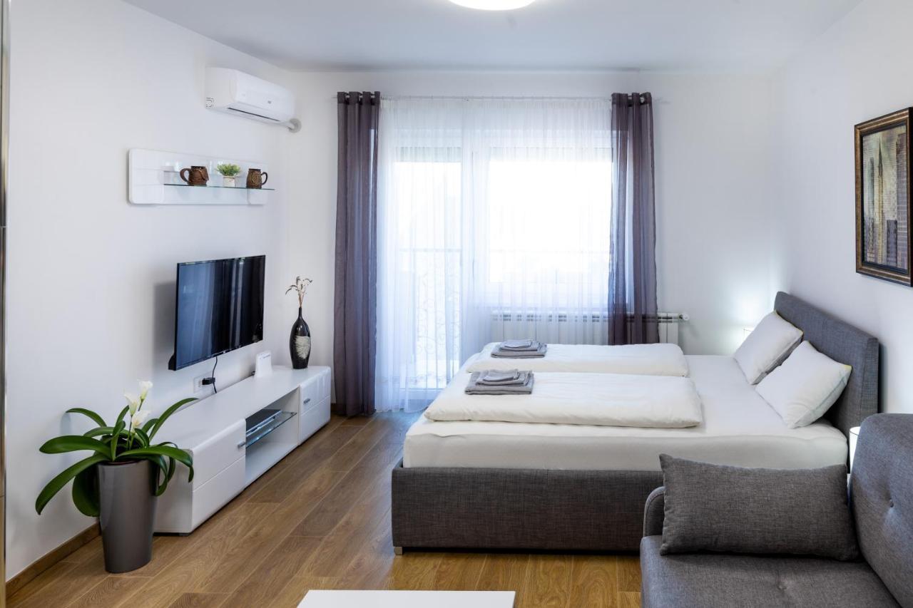 Mb Apartment 수보티차 외부 사진