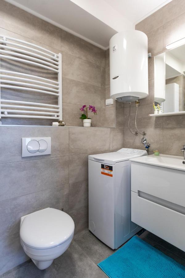 Mb Apartment 수보티차 외부 사진