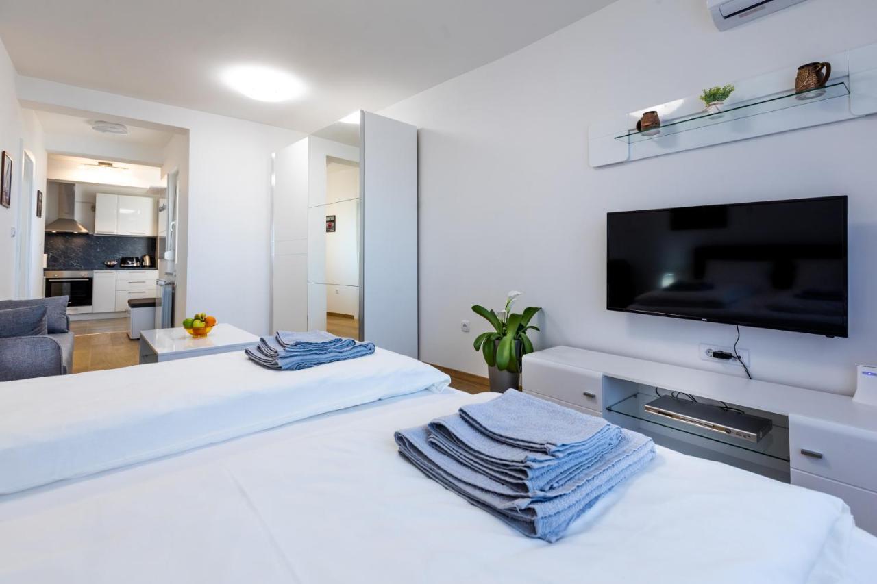 Mb Apartment 수보티차 외부 사진